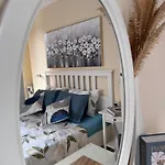 Sea Bliss Retreat -santa Marina - Апартаменты Созополь