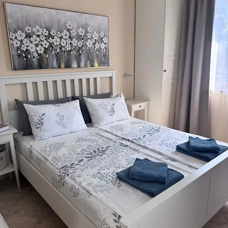 Apartment Santa Marina Sea Bliss Retreat